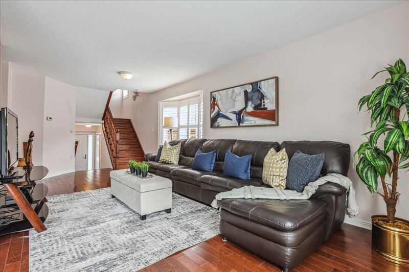 84 Hannon Cres.