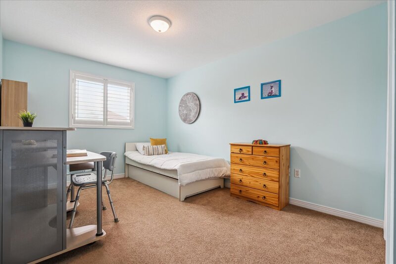 84 Hannon Cres.