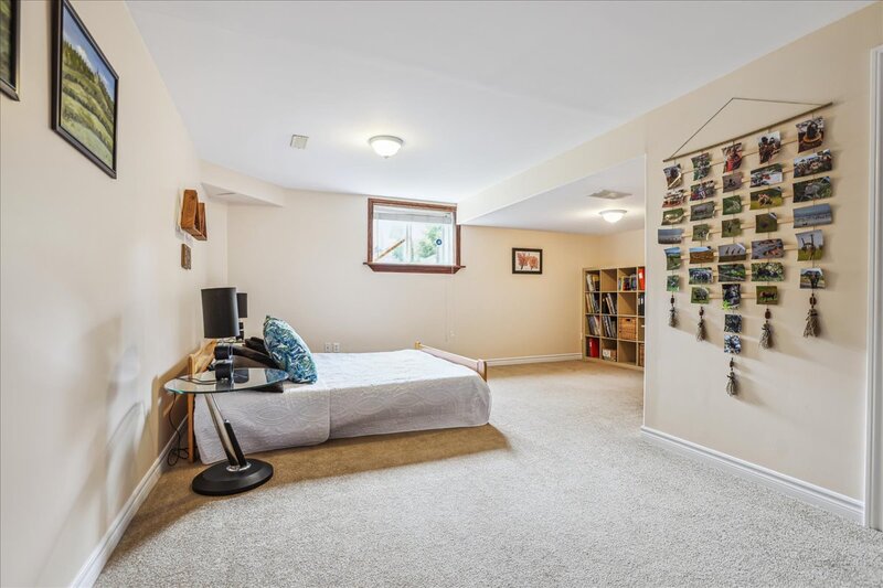 84 Hannon Cres.