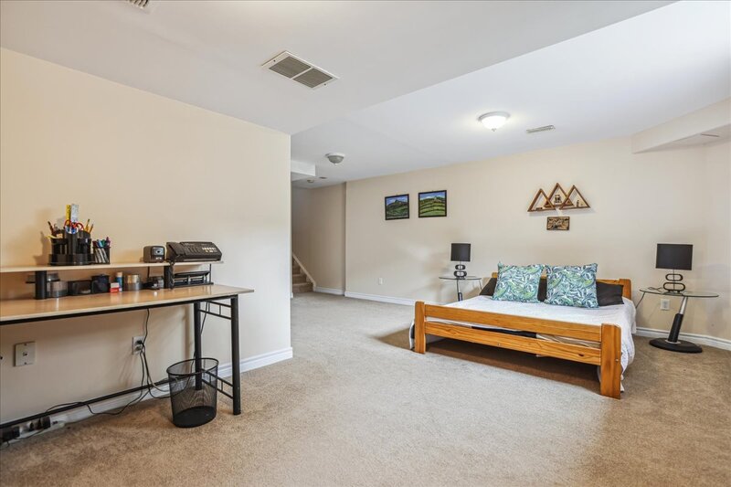 84 Hannon Cres.