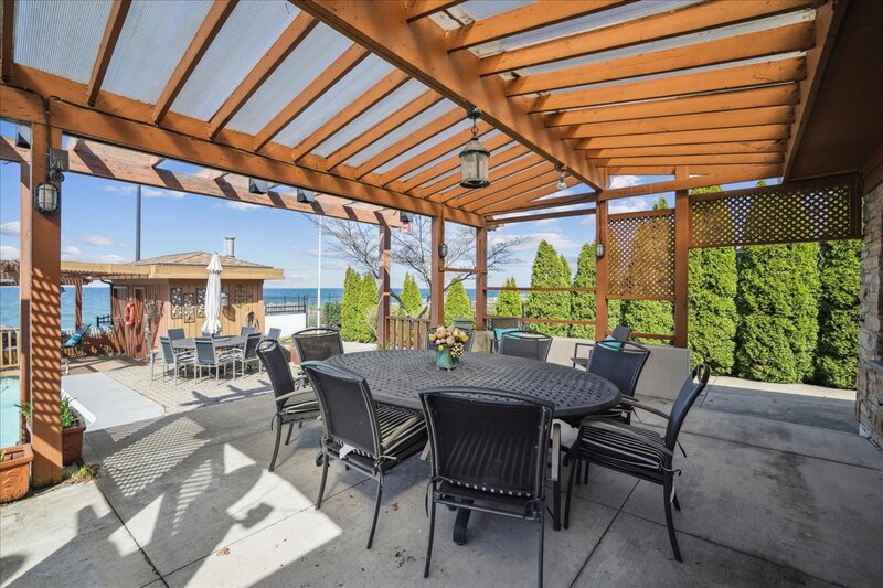 7 Lakegate Dr, Stoney Creek