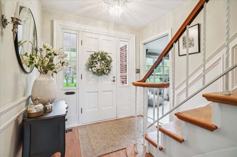 396 Main St W, Grimsby