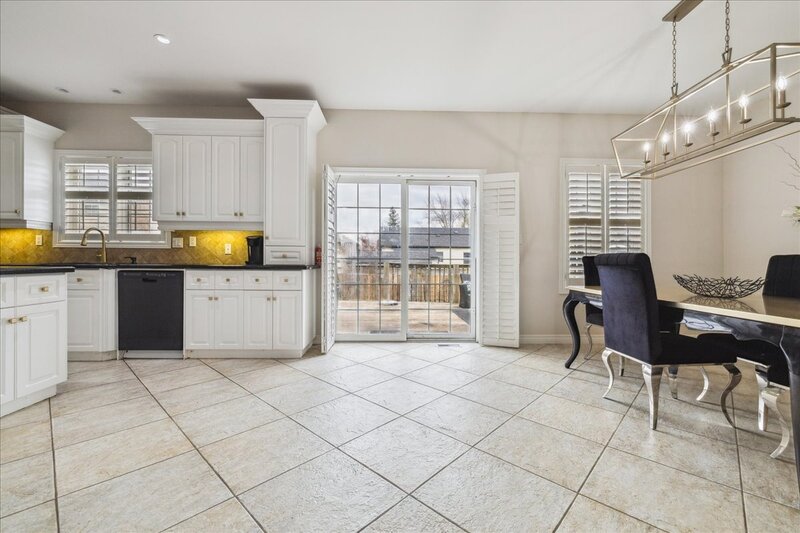 82 Dulgaren St, Hamilton