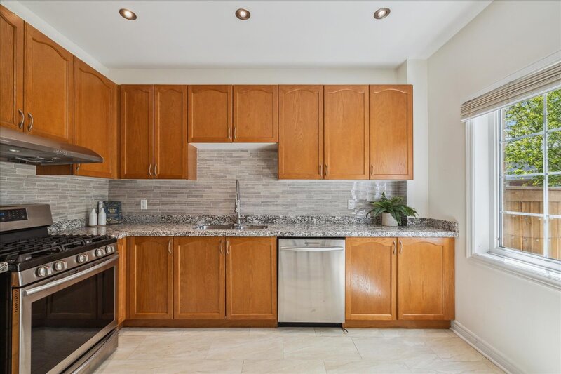 #16-100 Beddoe Dr, Hamilton