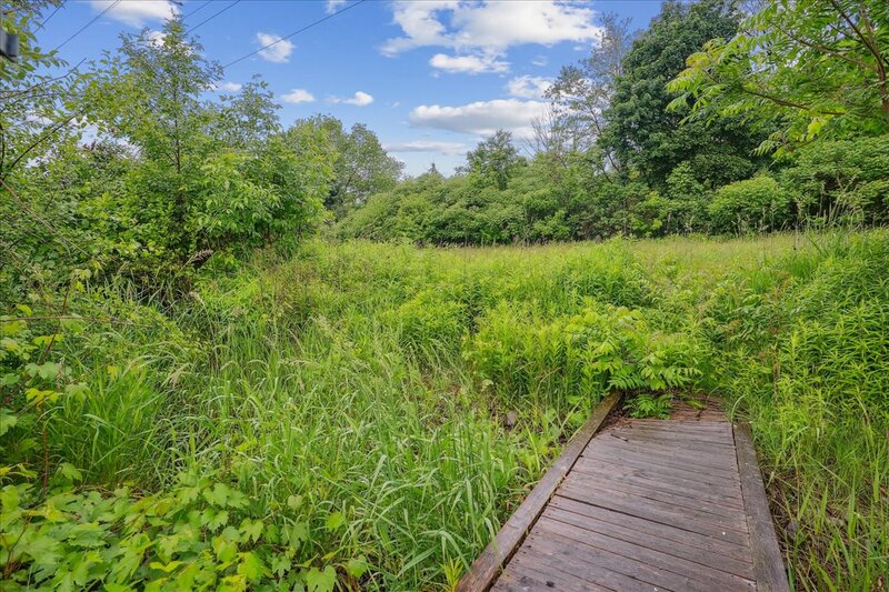 122 Glen Castle Dr, Hamilton
