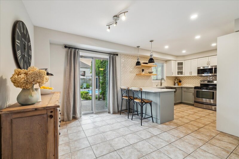 51 Napa Ln, Stoney Creek
