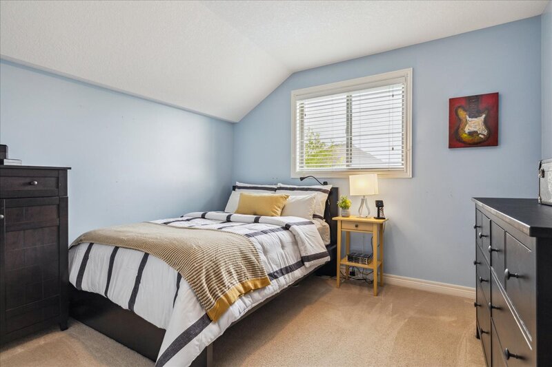 51 Napa Ln, Stoney Creek