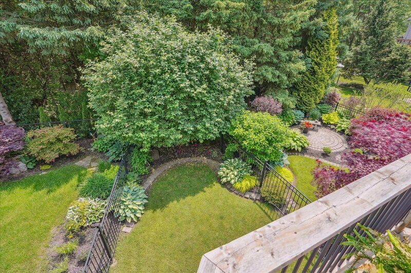 2328 Woodfield Rd, Oakville