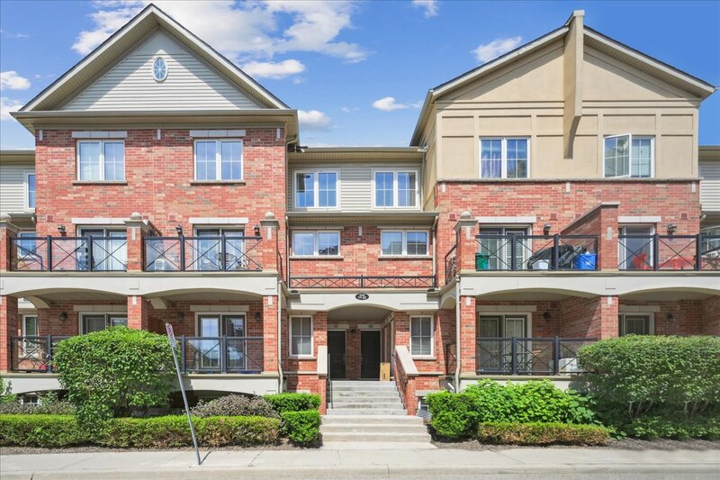 108 Nash Rd S, Hamilton