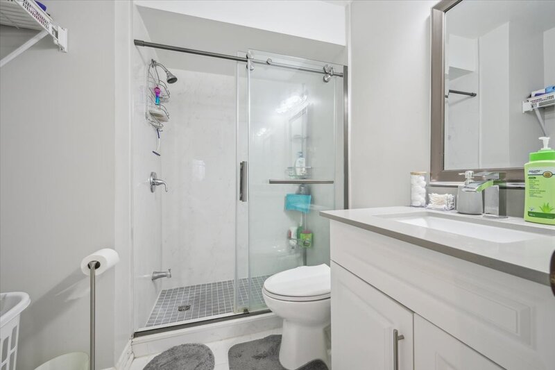 6911 Bandbridge Cres