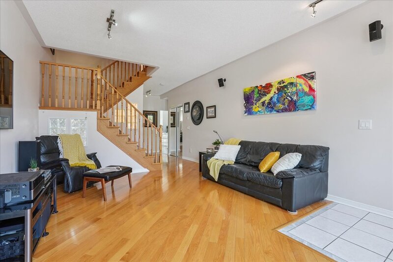 31 Morrison Cres, Grimsby