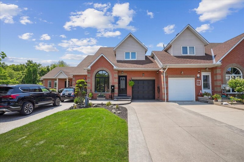31 Morrison Cres, Grimsby