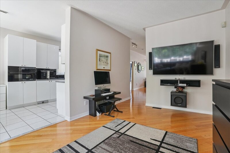 31 Morrison Cres, Grimsby