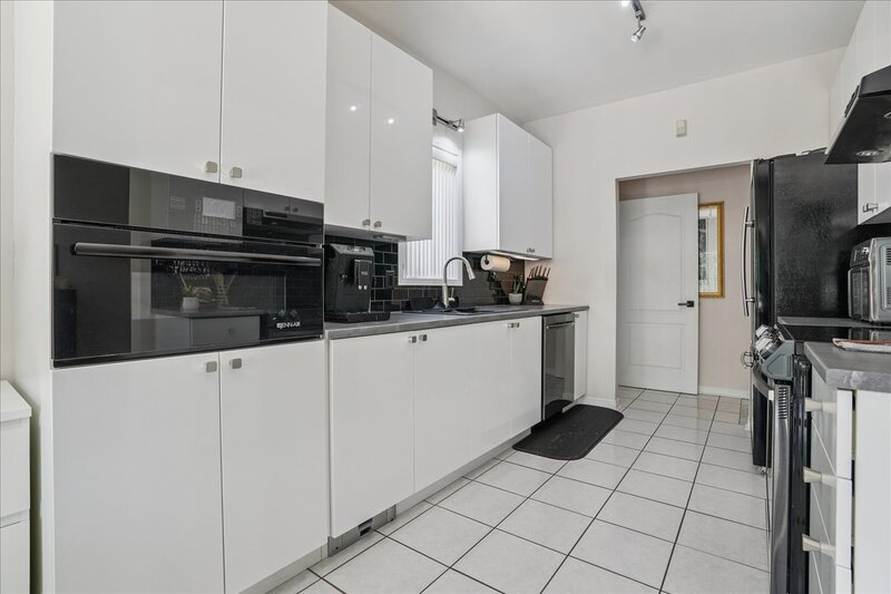 31 Morrison Cres, Grimsby