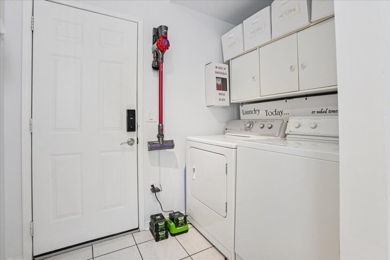 31 Morrison Cres, Grimsby
