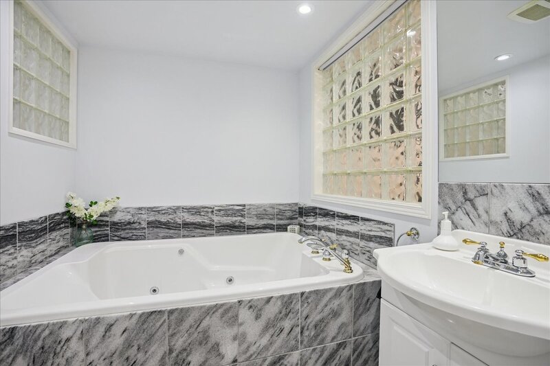 31 Morrison Cres, Grimsby