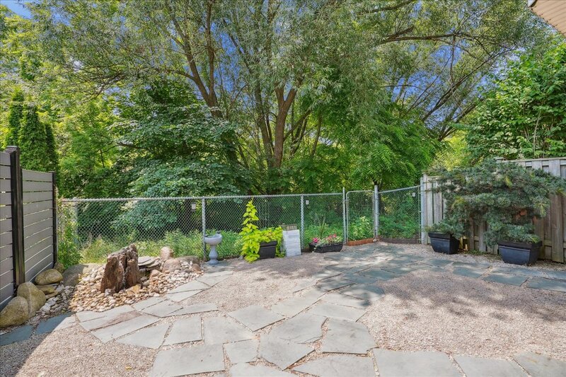 31 Morrison Cres, Grimsby