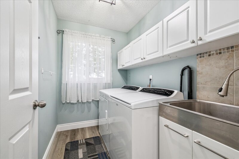 22 Merritt Cres, Grimsby