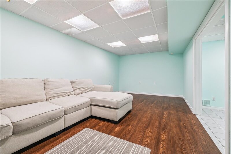 22 Merritt Cres, Grimsby