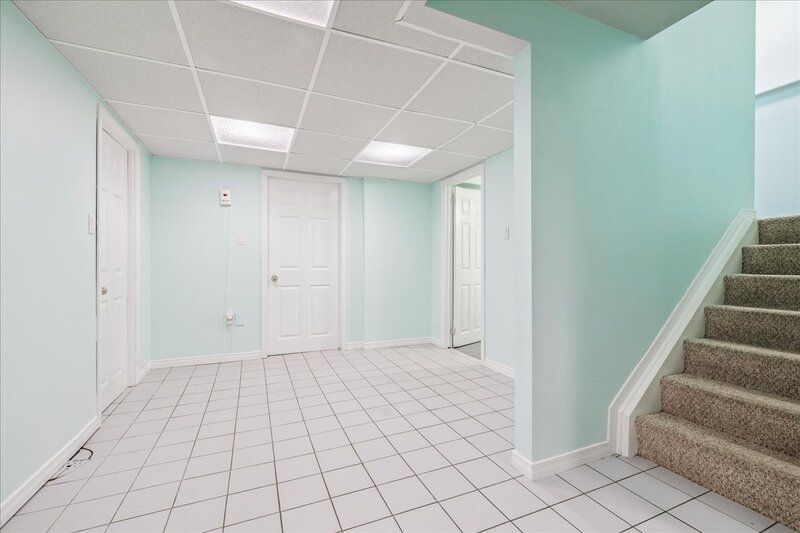22 Merritt Cres, Grimsby