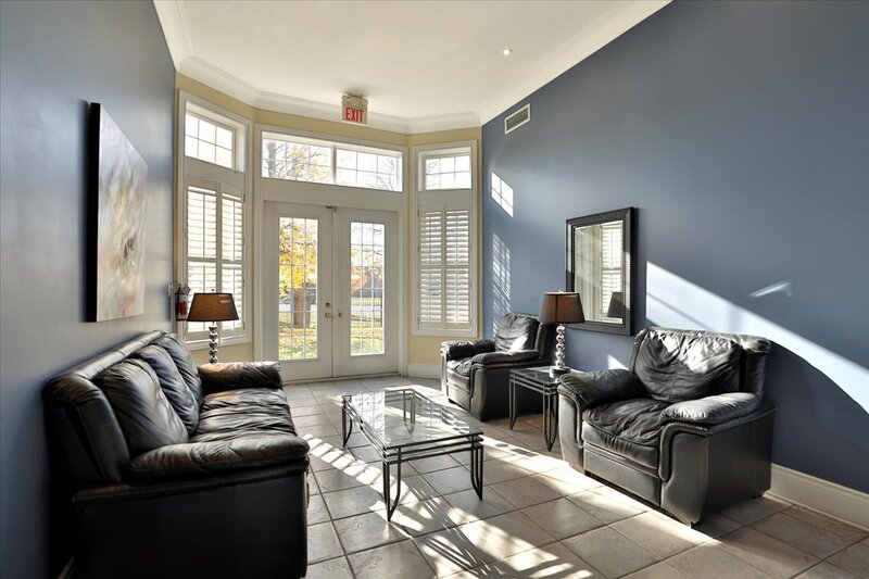 #301-1411 Walkers Line, Burlington