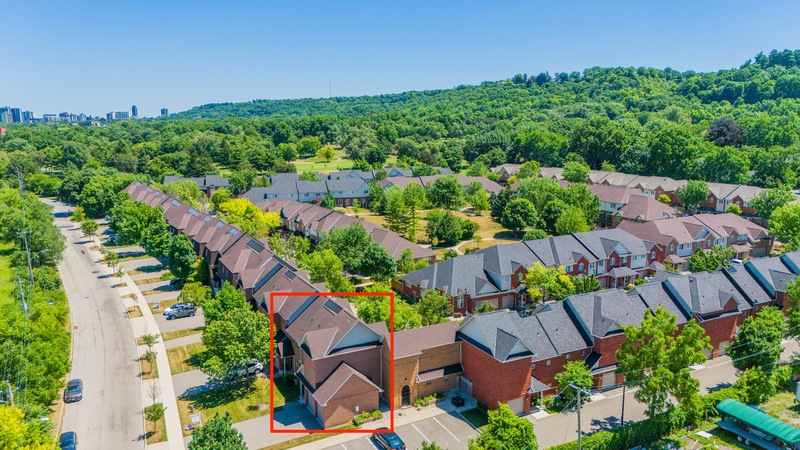 #16-100 Beddoe Dr, Hamilton