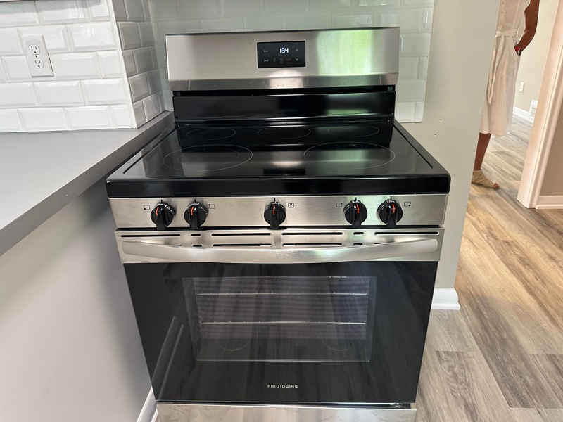 20 Lloyd Manor Rd, Etobicoke