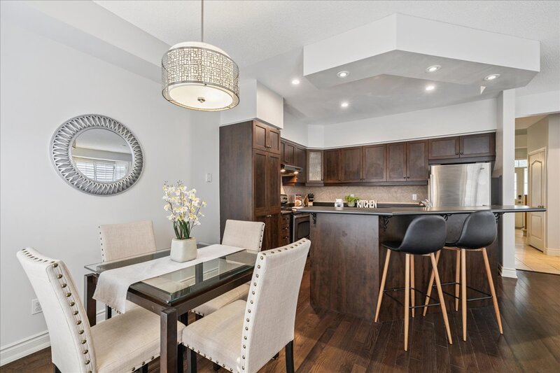 #72-5080 Fairview St, Burlington