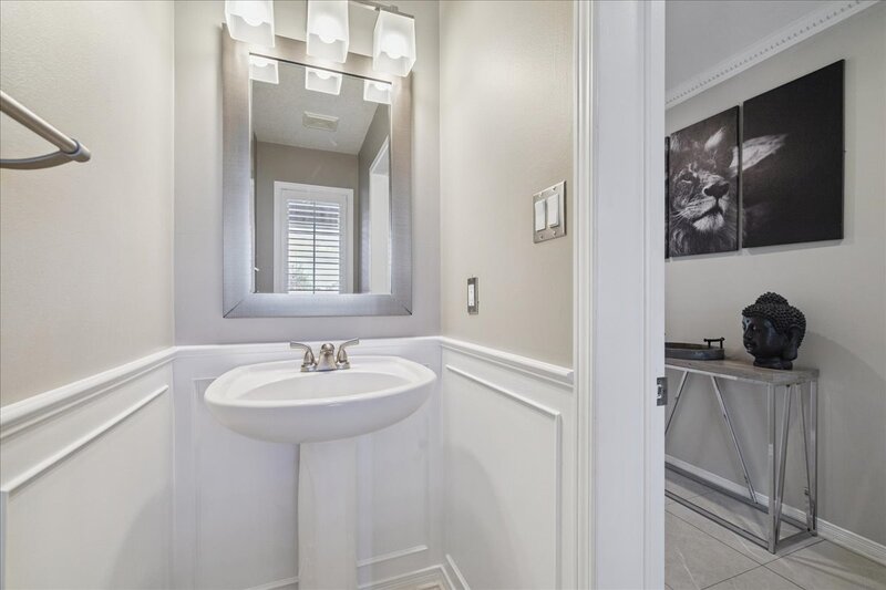 42 Meadow Wood Cres, Stoney Creek
