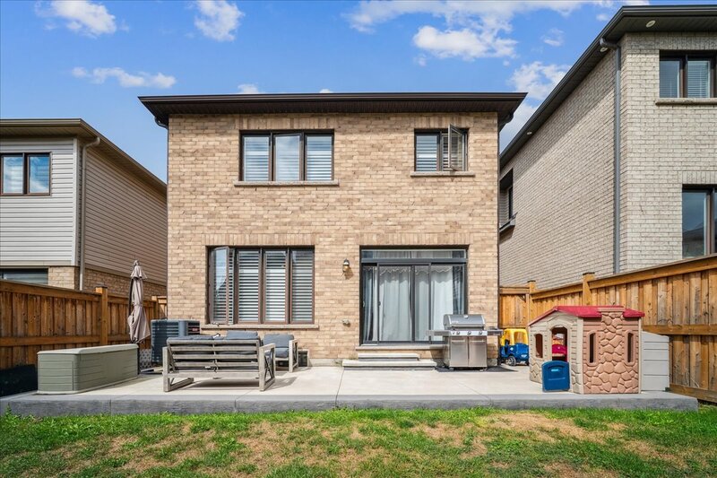 19 Prestwick St, Stoney Creek