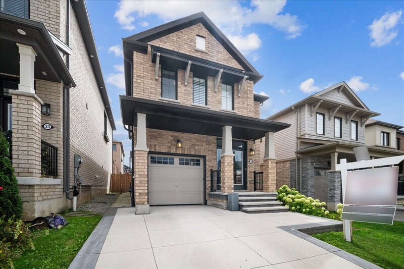 19 Prestwick St, Stoney Creek