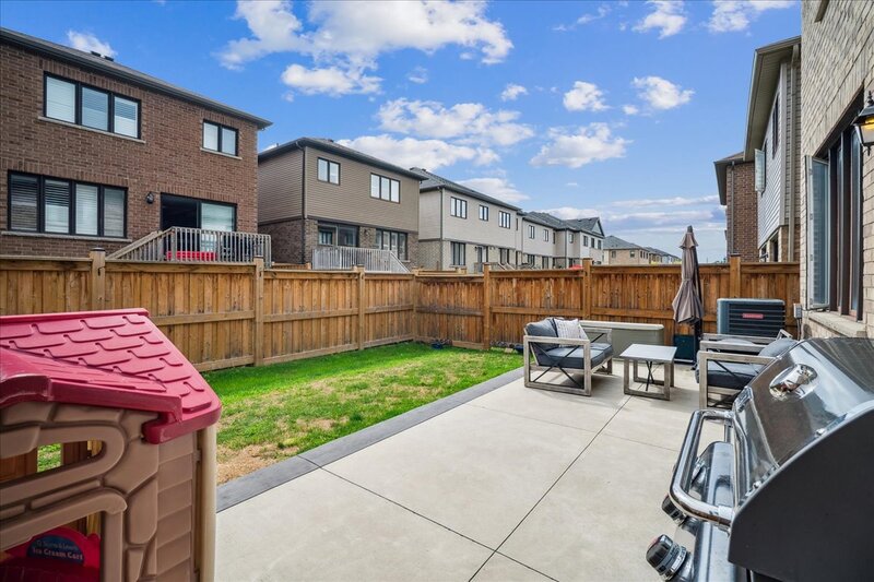 19 Prestwick St, Stoney Creek