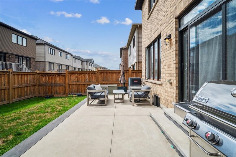 19 Prestwick St, Stoney Creek