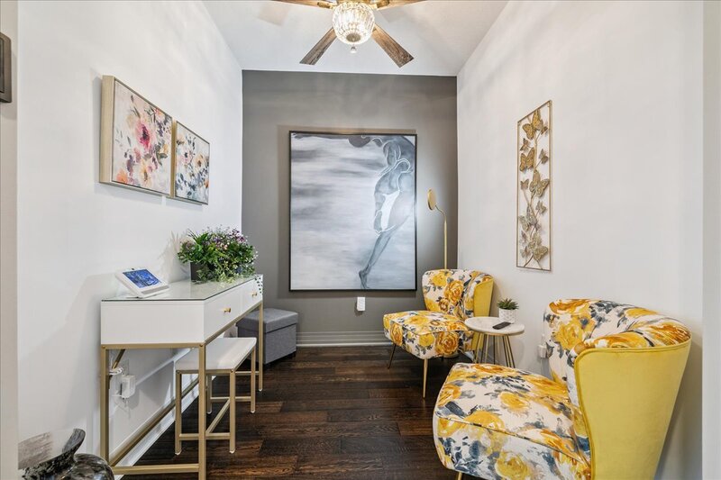 #204-10 Concord Pl
