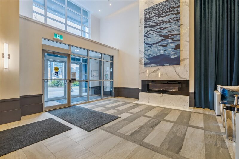 #204-10 Concord Pl
