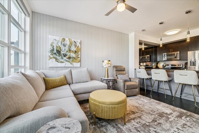 #204-10 Concord Pl