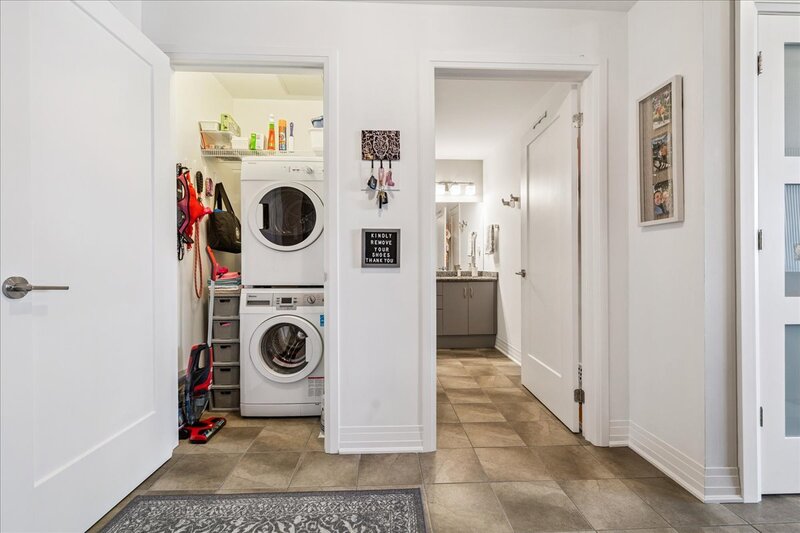 #204-10 Concord Pl