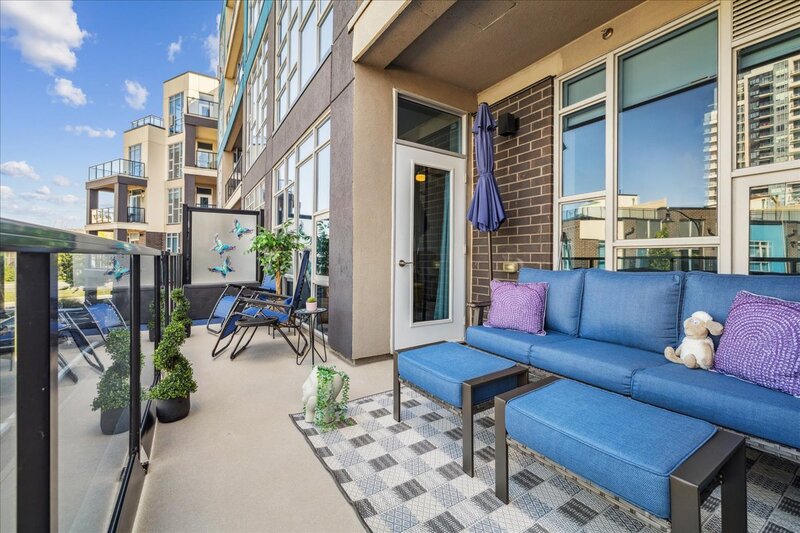 #204-10 Concord Pl