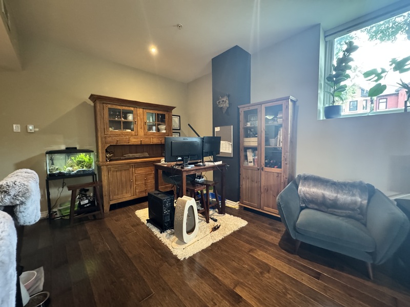 #104-50 Murray St W, Hamilton