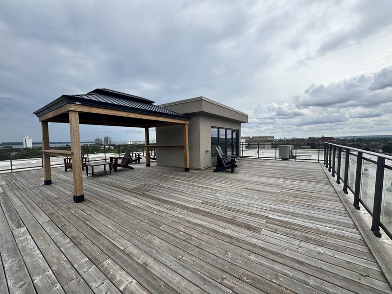 #104-50 Murray St W, Hamilton