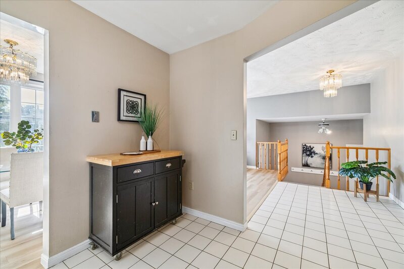 640 Cochrane Rd, Hamilton