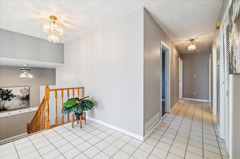 640 Cochrane Rd, Hamilton