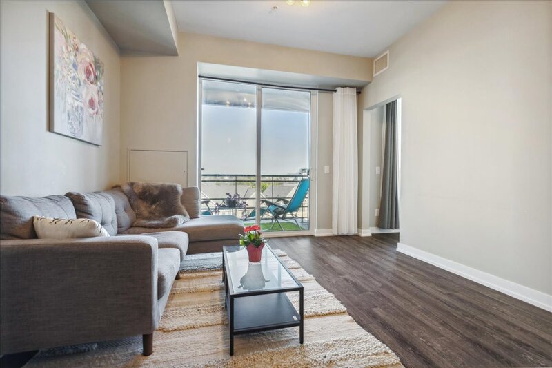 #511-10 Esplanade Ln, Grimsby