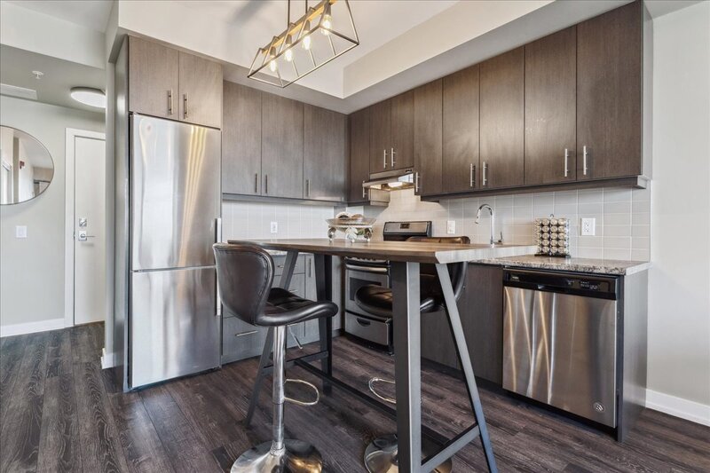 #511-10 Esplanade Ln, Grimsby