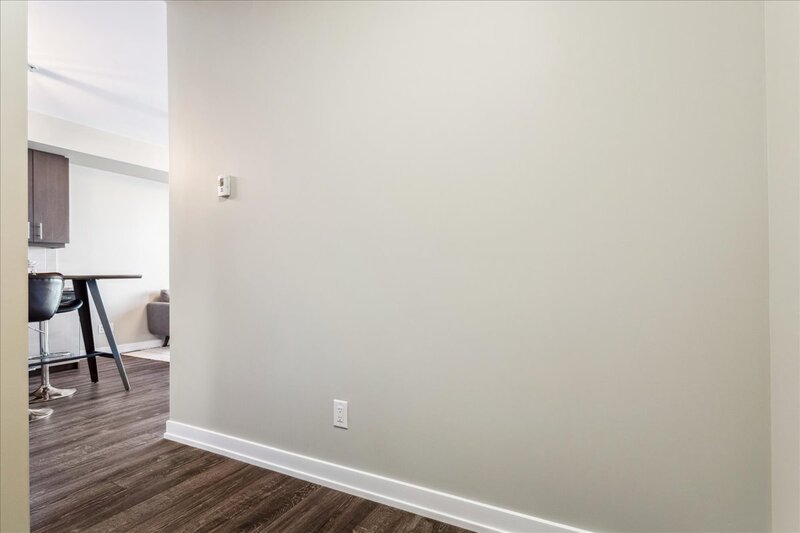 #511-10 Esplanade Ln, Grimsby