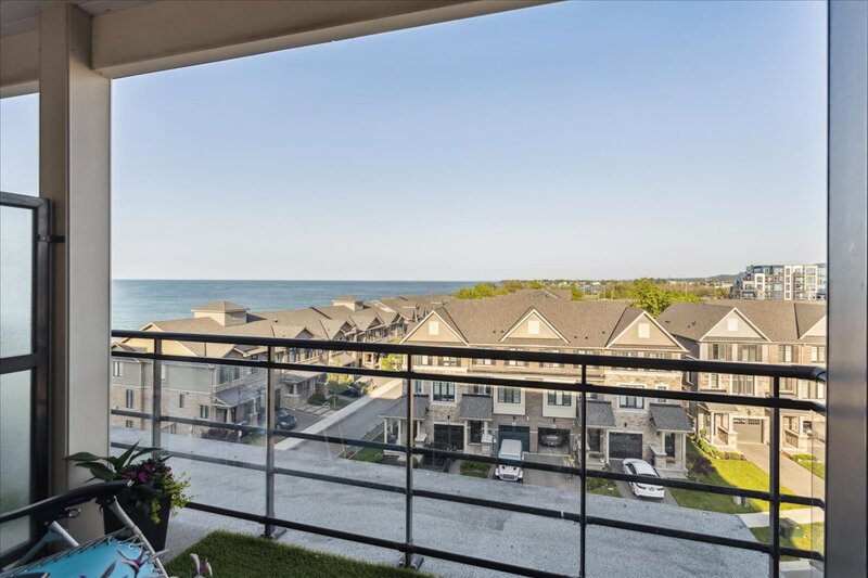 #511-10 Esplanade Ln, Grimsby