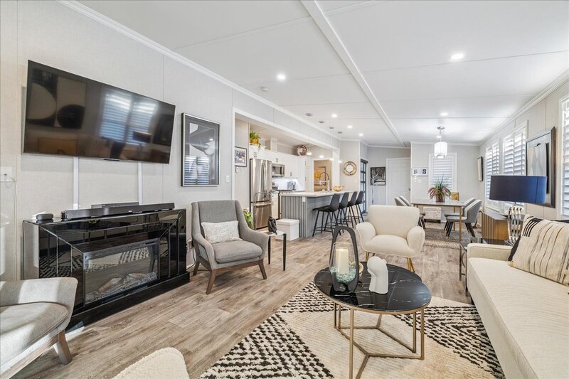 4449 Milburough Line, Burlington