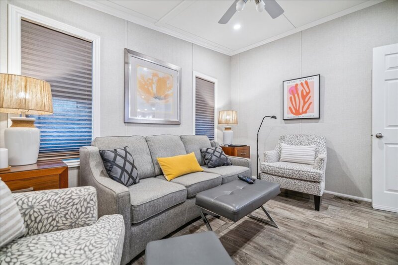 4449 Milburough Line, Burlington