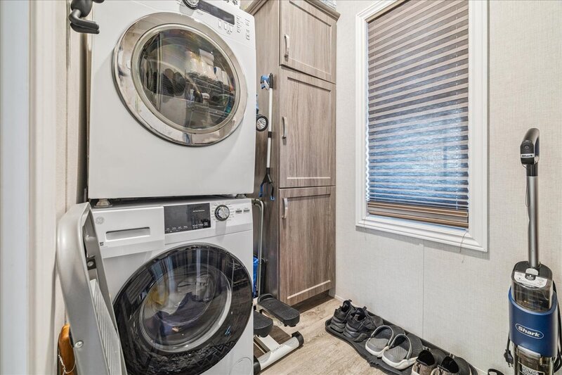 4449 Milburough Line, Burlington
