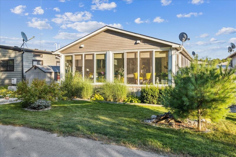 4449 Milburough Line, Burlington